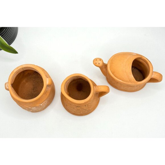 Set Of 3 Terracotta Miniature Floral Embossed Planters & Watering Can - Picture 5 of 6
